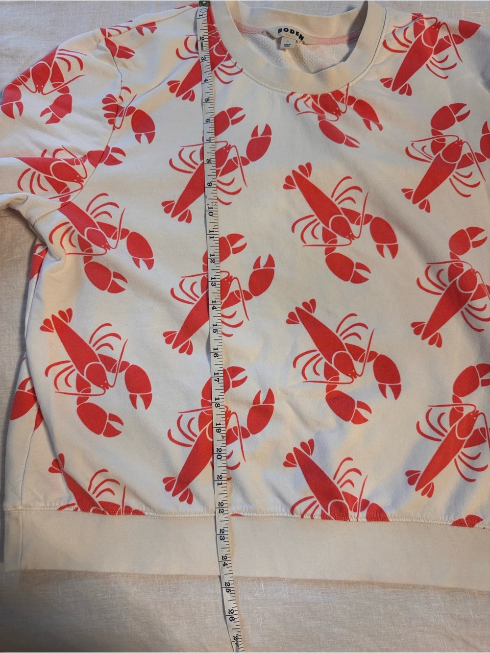 Boden Women's Off White Ref Lobster Print Sweatshirt. Size Large - Picture 13 of 15